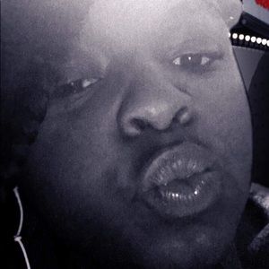 Meet your Posher, Alisha